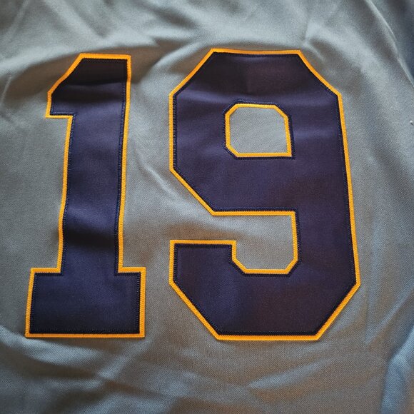 Brand NEW Milwaukee Brewers Robin Yount #19 Jersey Men's Large - Picture 7 of 10